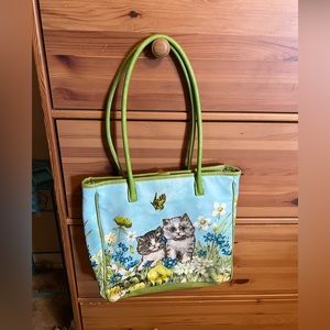 CUTE cat tote bag with green outside and plaid print inside Great condition